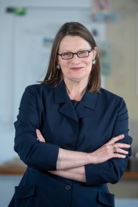 Geschäftsführerin Ursula Staack im Büro